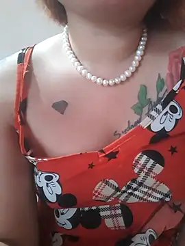 -Tara-a Live XXX-Chat