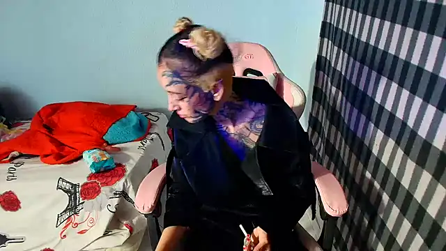 barbara_anal_squirt_'s Live XXX Chat