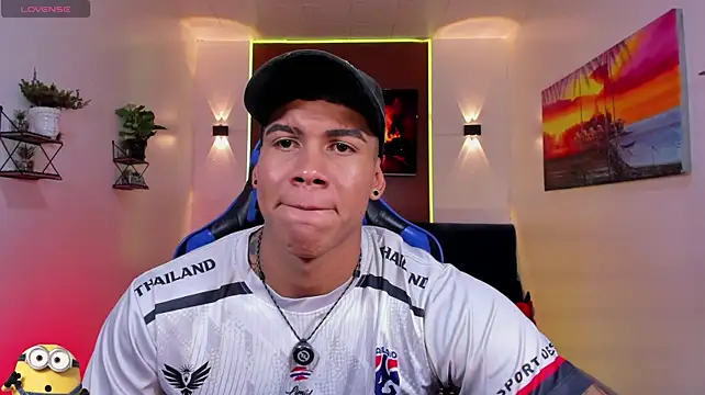 Pokazy przed kamerką – Damian_latinxxx