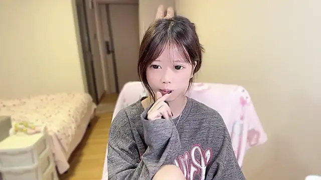 xiaobaozi-520's Live XXX Chat