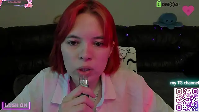 Chat +18 de LinneaChan ao vivo