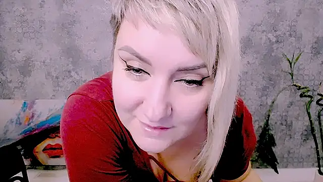 Djullia 现场XXX聊天