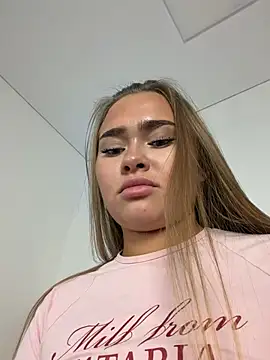 MonicaWestt – Naživo XXX chat