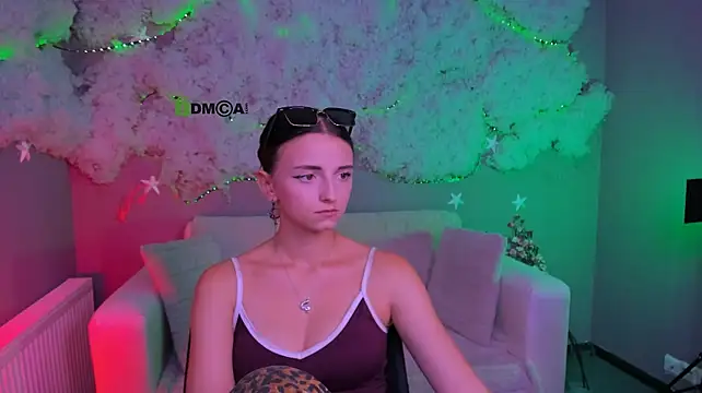 Chat XXX en directo de caroline_honeyy