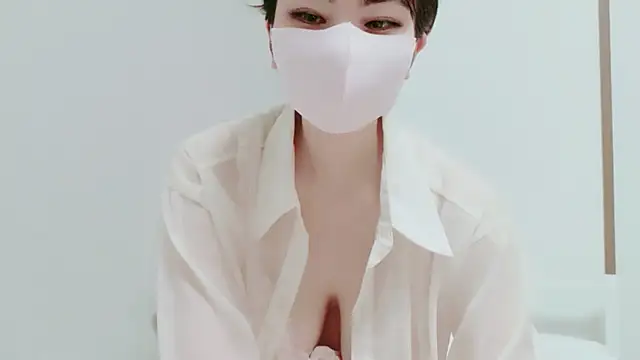 ERI_Hcup's Live XXX Chat