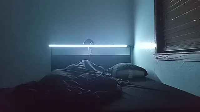 stoner_420 élő XXX-chatje