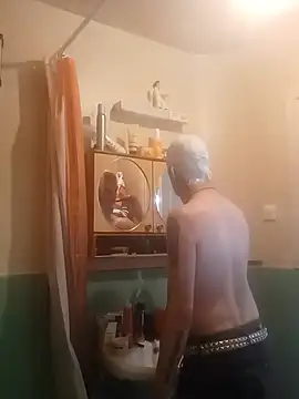 SHARPSkinhead Live XXX-chat
