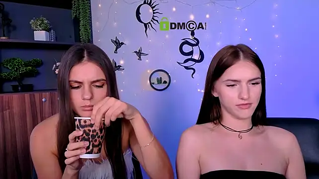 lisa_dark_'s Live XXX Chat