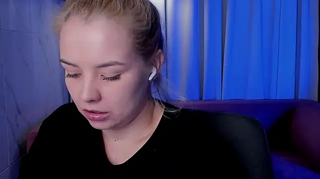 StephanieSweety 现场XXX聊天