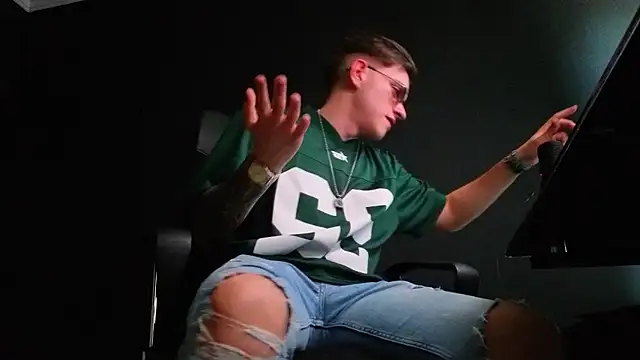 XXX chat uživo modela FelixStarkk
