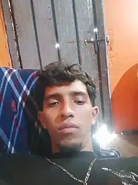 XXX chat uživo modela Noscay