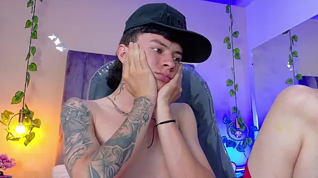 Nascary_Fox's Live XXX Chat