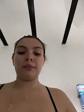XXX chat uživo modela Eva_stark10