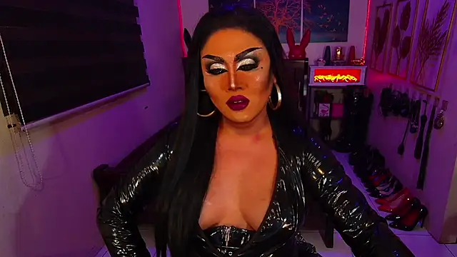 xCumOnOverMex Webcam show