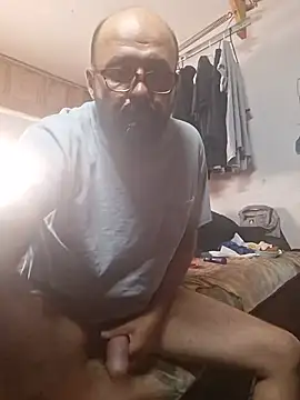 צ'אט XXX בשידור חי של DickNasty6908