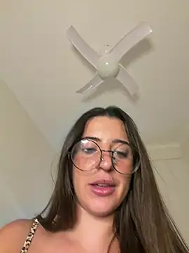 PTlatinaa Chat XXX in diretta