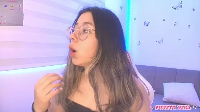 sweettvera লাইভ XXX চ্যাট