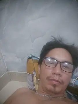 Chat XXX Live traiwe06
