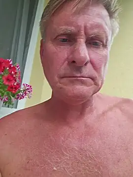 XXX chat uživo modela johnnym1