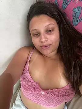 julia_moreira Adlı Modelin Canlı XXX Sohbeti