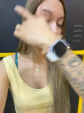 Ana____ XXX чат на живо