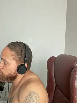 Fathero1time's Live XXX Chat