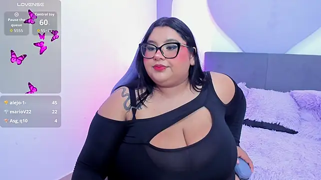 tifanny_bigboobs11のライブXXXチャット