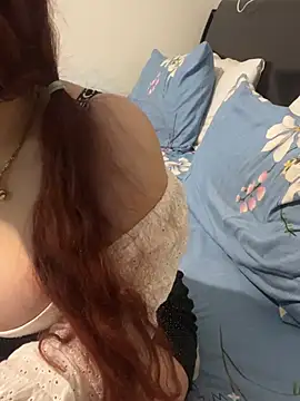 Chat XXX en directo de Maya_mimi