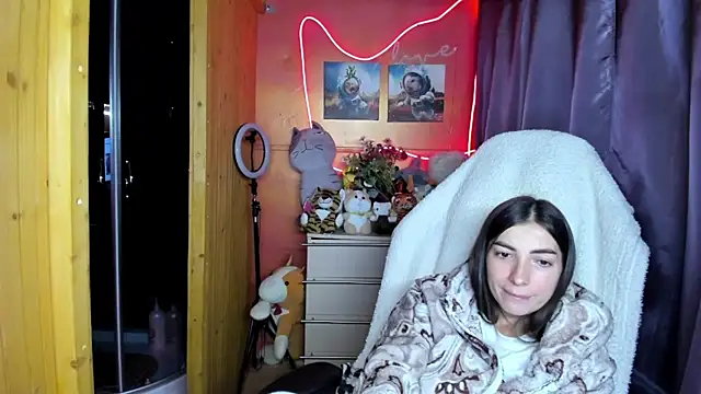 Fiery_Brunette_'s Live XXX Chat
