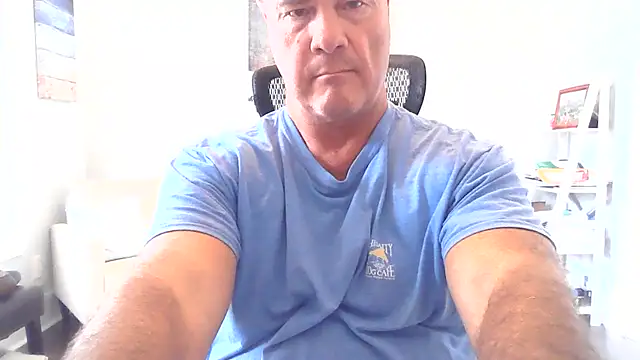 cyclone8888 Chat XXX in diretta