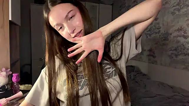 MargoMarcell Adlı Modelin Canlı XXX Sohbeti
