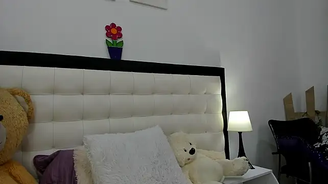 Celeste_71 Chat XXX in diretta
