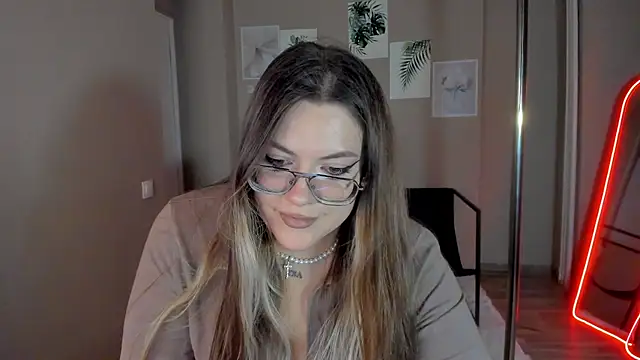 Živý XXX chat MiraTorson