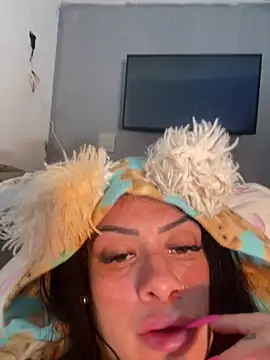 Show de belababyy na webcam