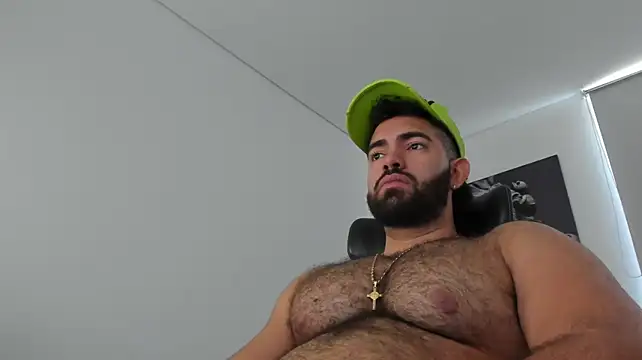 simonleon27 Chat XXX live