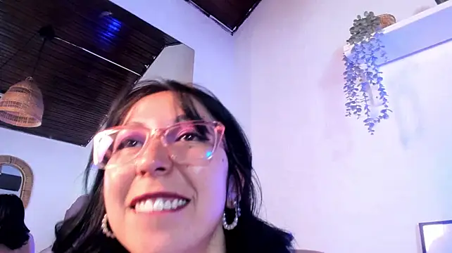 Czat XXX na żywo – Abigailladyy