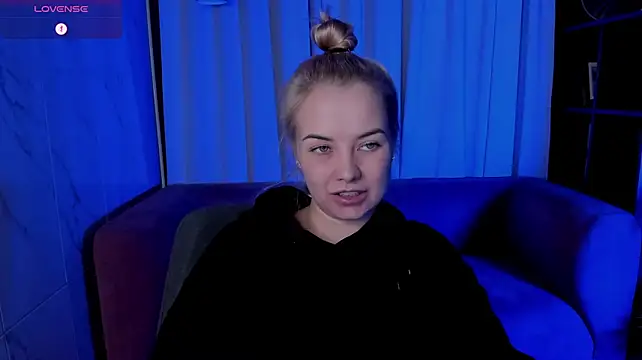 StephanieSweety Chat XXX live