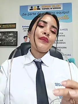 دردشة MAYE__13 الجنسية المباشرة