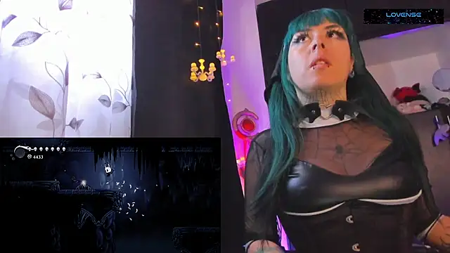 Chat XXX en directo de Hisato111