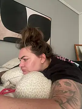 HeyBABYGIRL Live XXX Chat