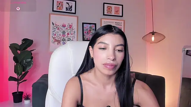 Tiffany_Low Live XXX-chat