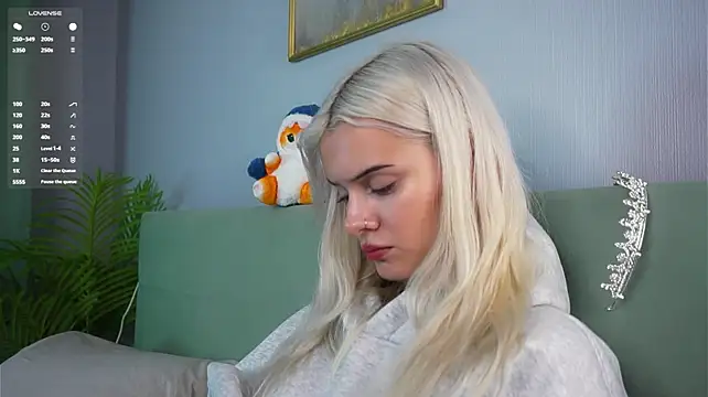 ReneaGilley XXX чат на живо