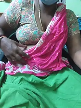 Tamilselviroja-'s Live XXX Chat