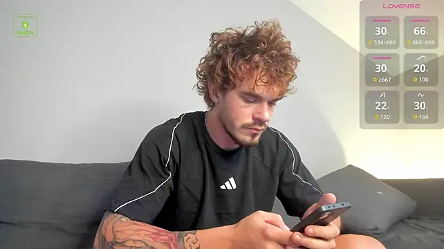 XXX chat uživo modela Perry_Knight
