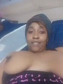 Chat XXX ao vivo de LovableBeetle