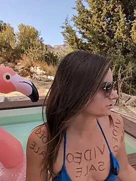 Samira-Summern Webbikameraesitys