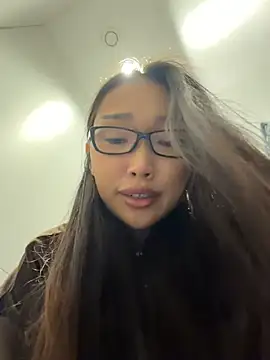 trytomakememoam Chat XXX live