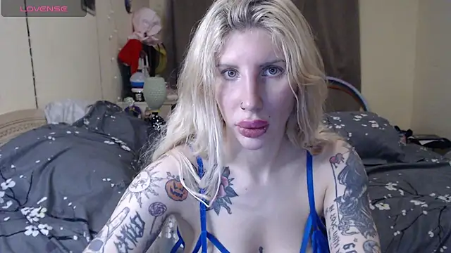 BLACKPeonyy XXX чат на живо