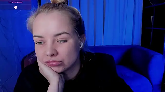 StephanieSweety Chat XXX in diretta