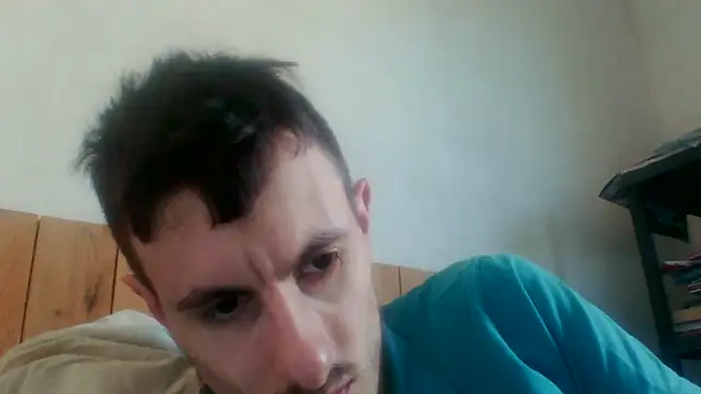 axoulair4 webcam show